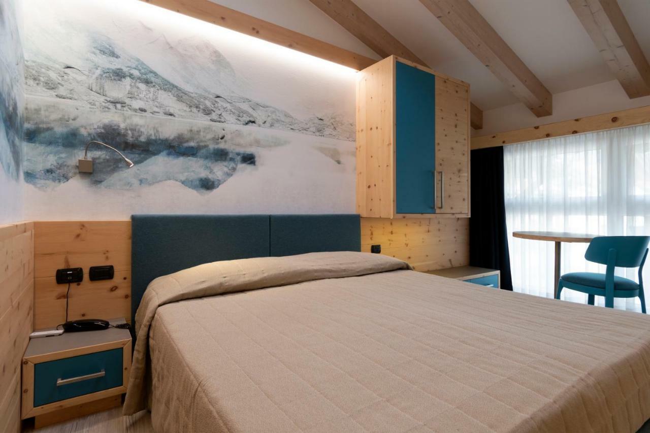 Hotel Majorka Andalo Exteriér fotografie